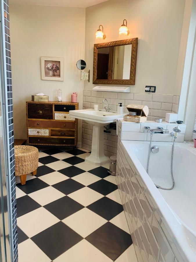 Maebrilu Camargue Provence Bed & Breakfast Salin-de-Giraud Exterior foto